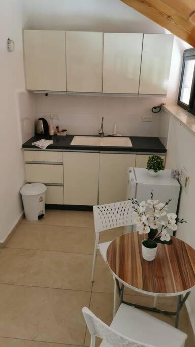 A Wonderful Studio6 Apt In The Center Of Ιερουσαλήμ Εξωτερικό φωτογραφία